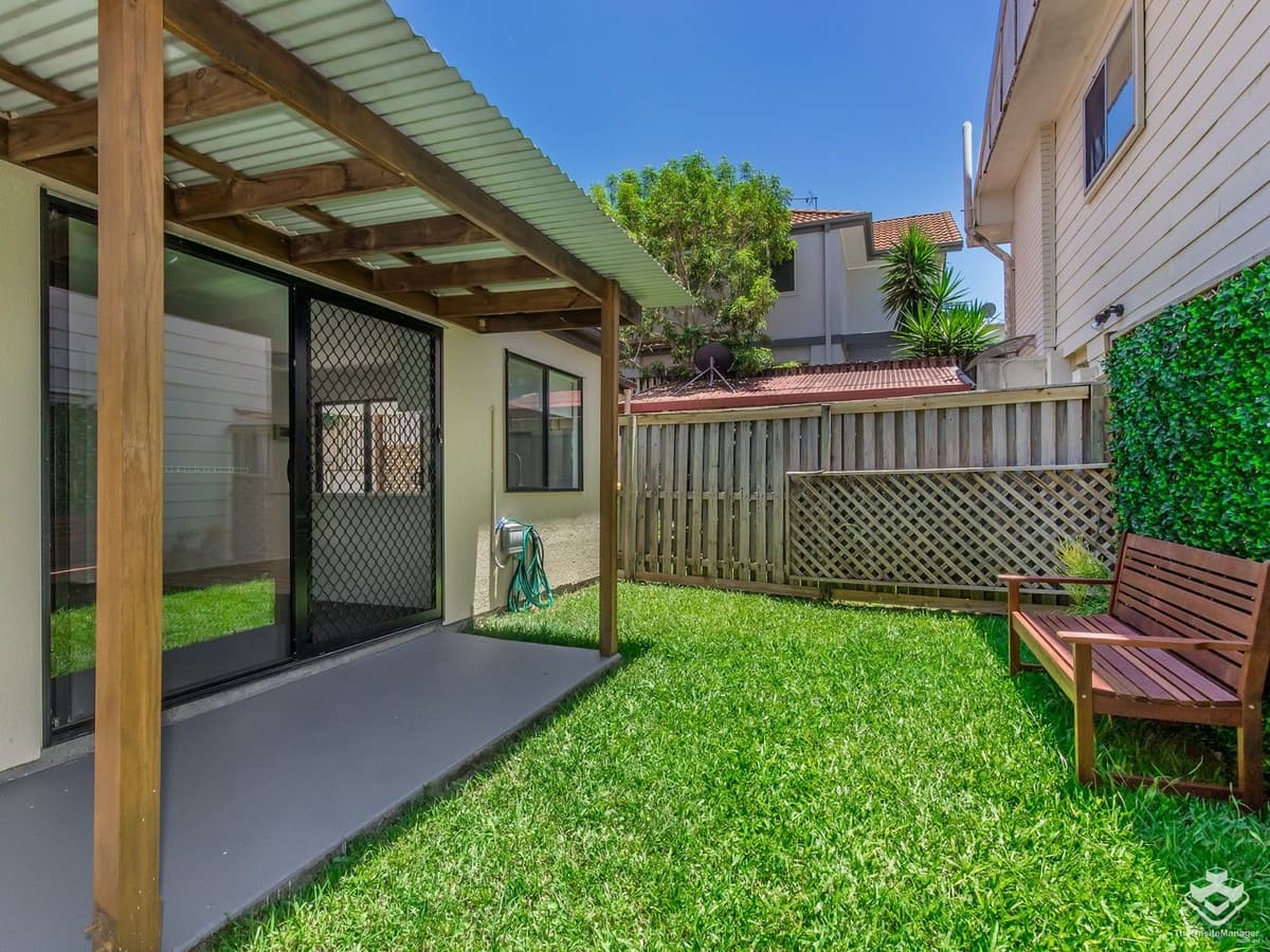 47 Harley Street, Labrador