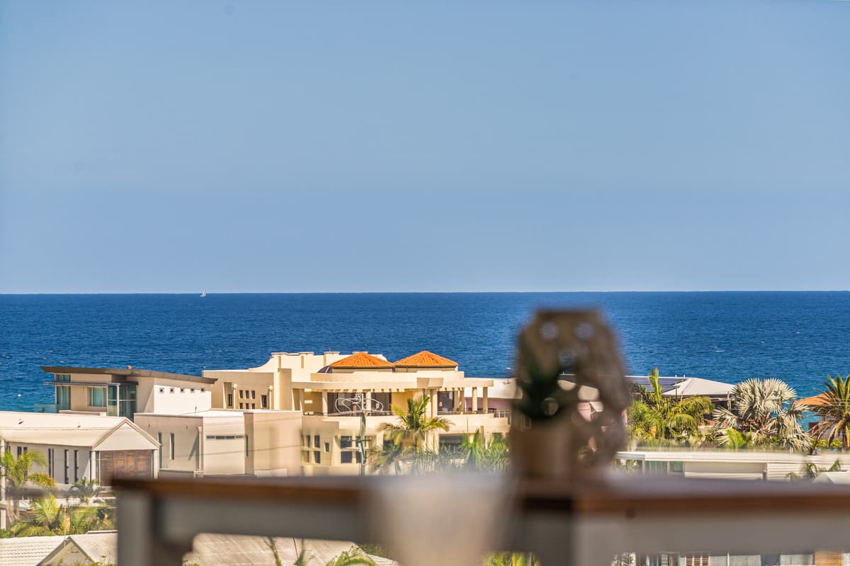 604/51 Peerless Avenue, Mermaid Beach