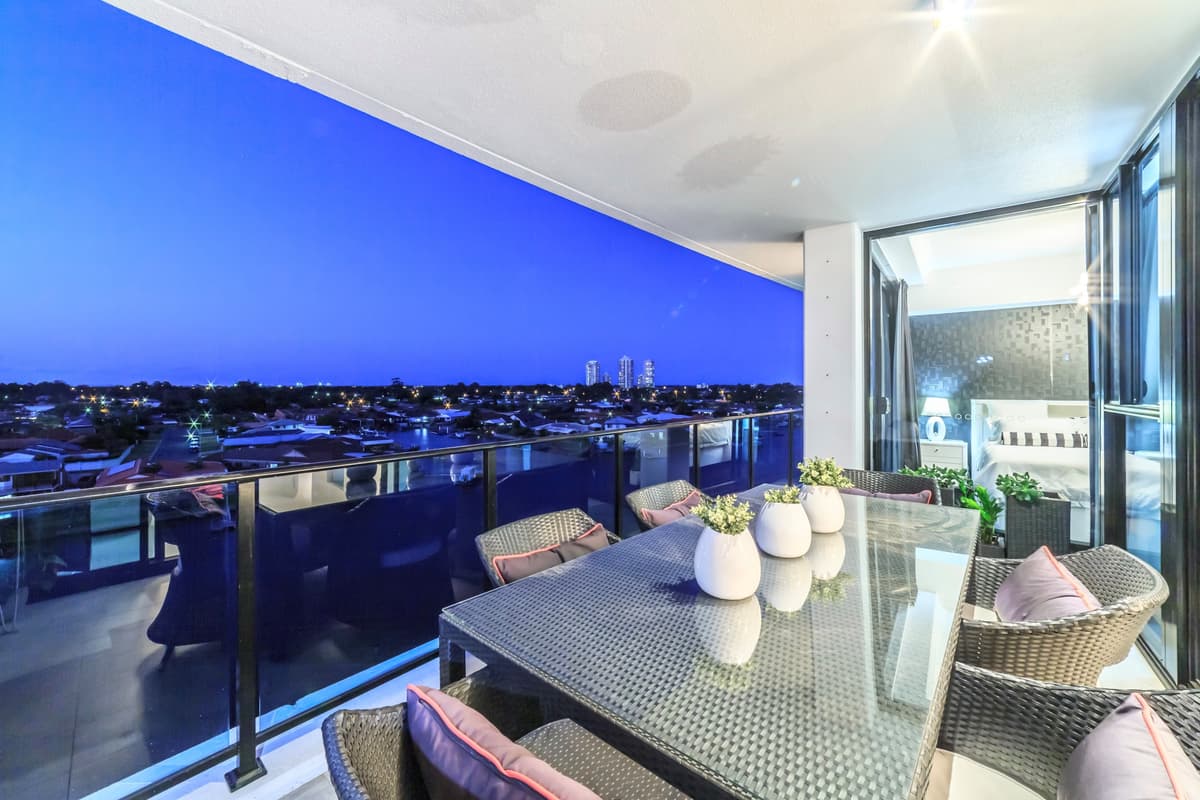 3504/5 Harbour Side Court, Biggera Waters