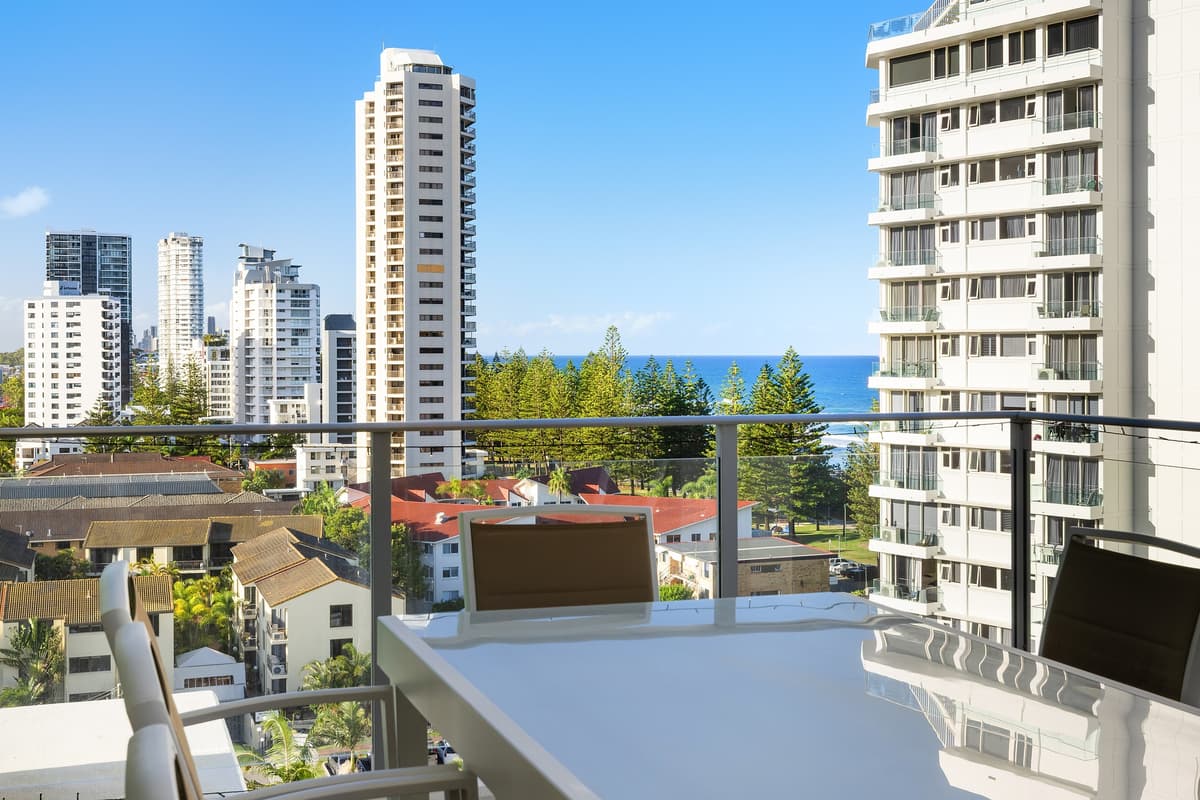 18/106 The Esplanade, Burleigh Heads