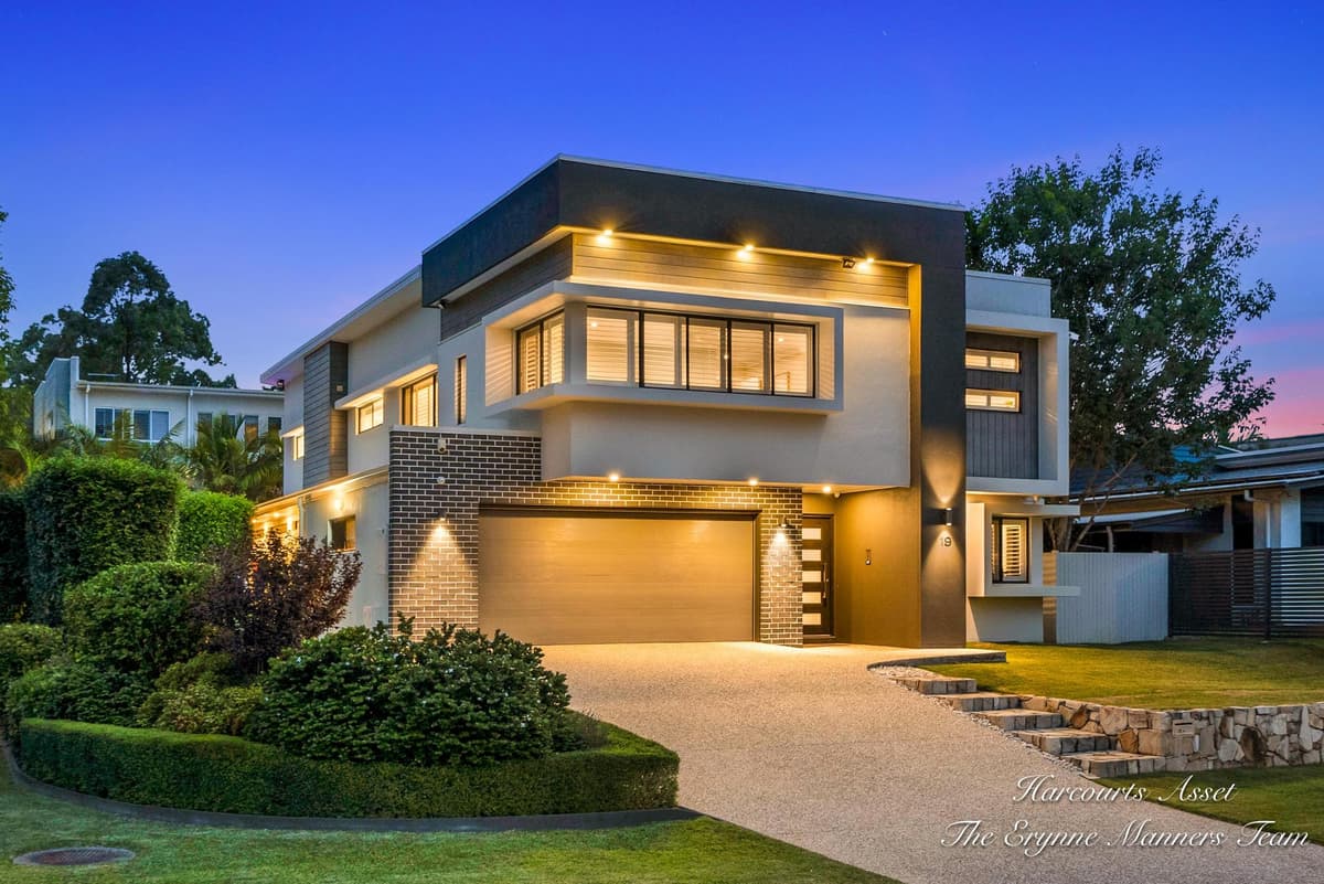 19 Botanic Crescent, Brookwater