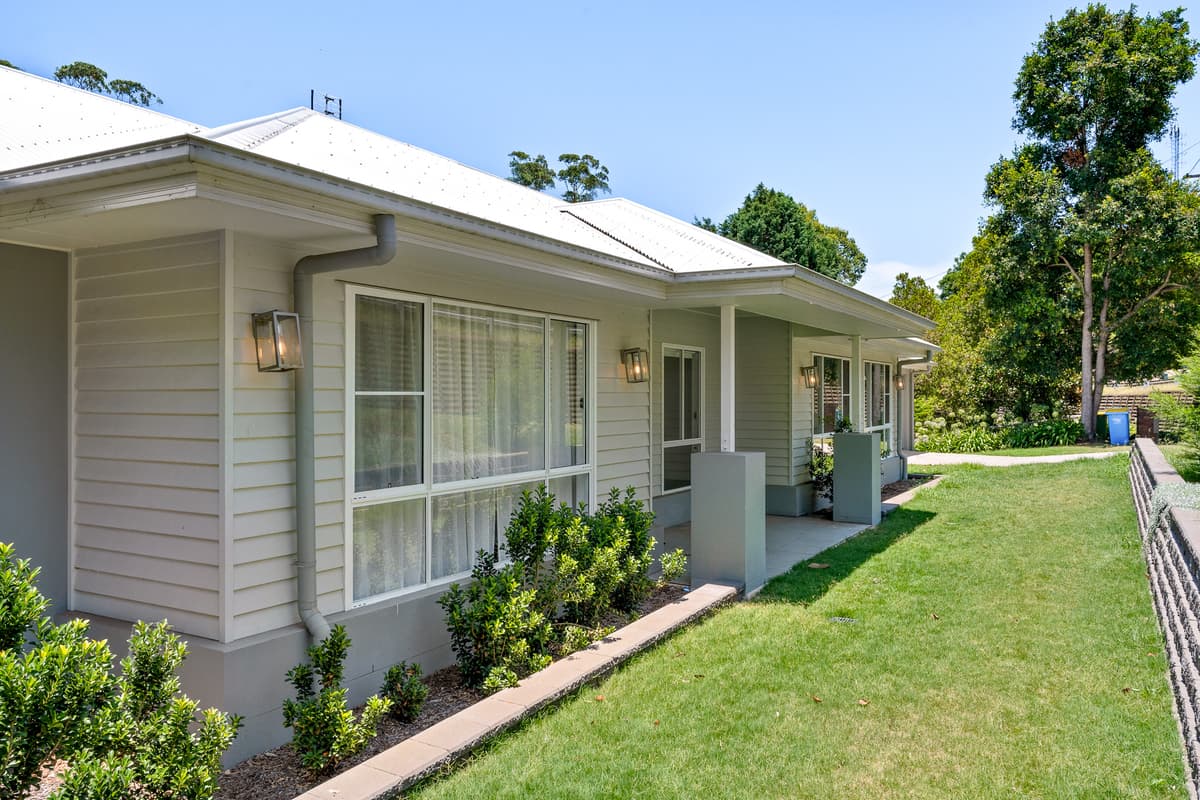 17 Hilltop Crescent, Blue Mountain Heights