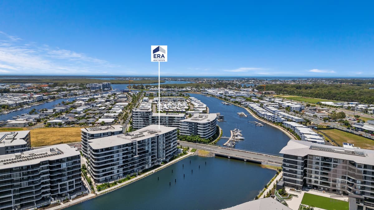 1604/6 Sickle Avenue, Hope Island