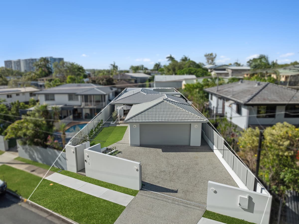 5 Arthur Street, Biggera Waters