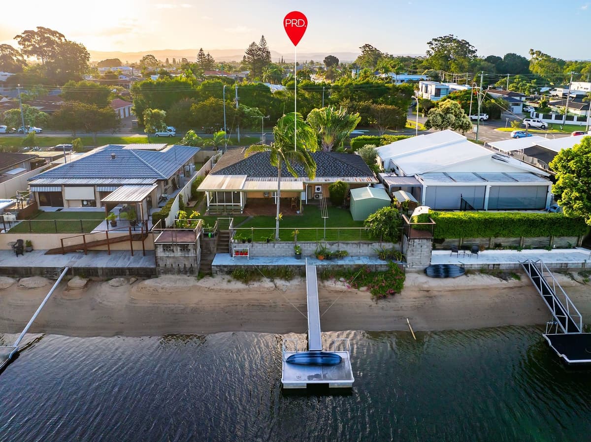 102 Rio Vista Boulevard, Broadbeach Waters