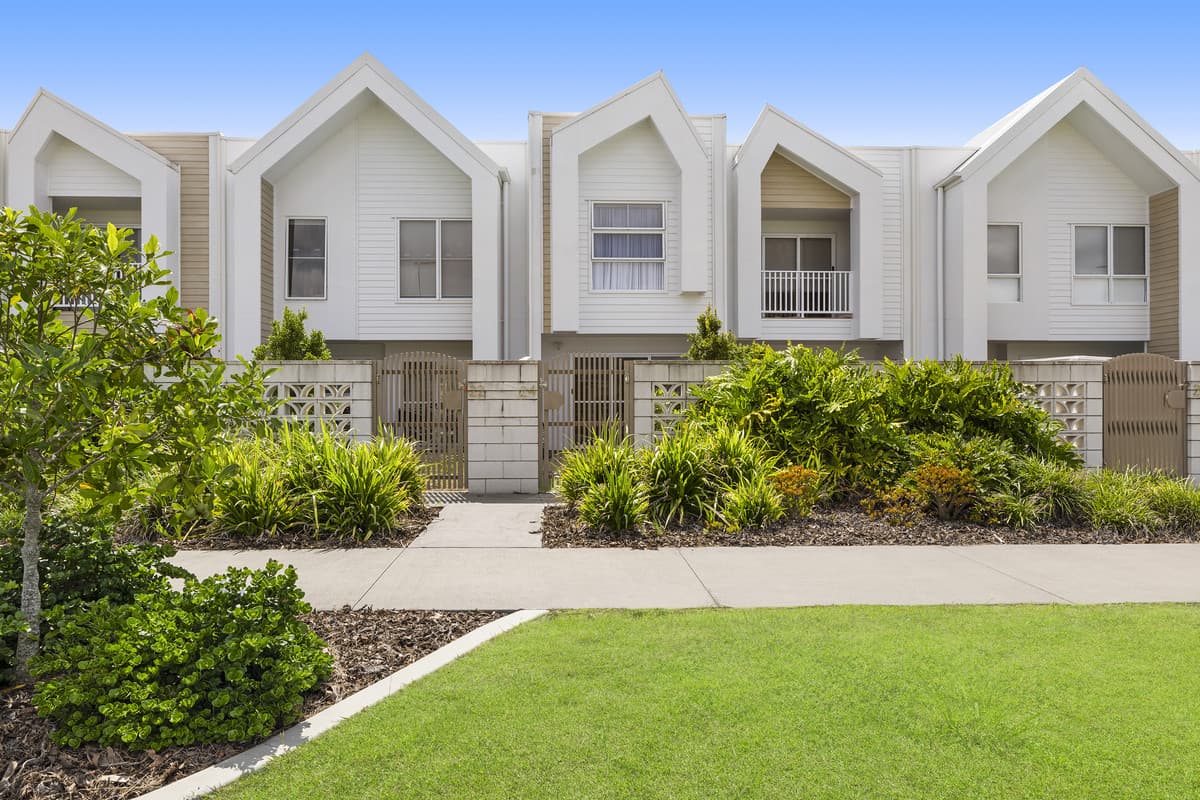 24 Hem Lane, Nirimba