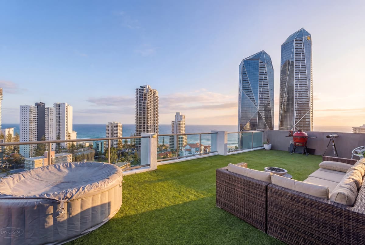 1403/2865 Gold Coast Highway, Surfers Paradise