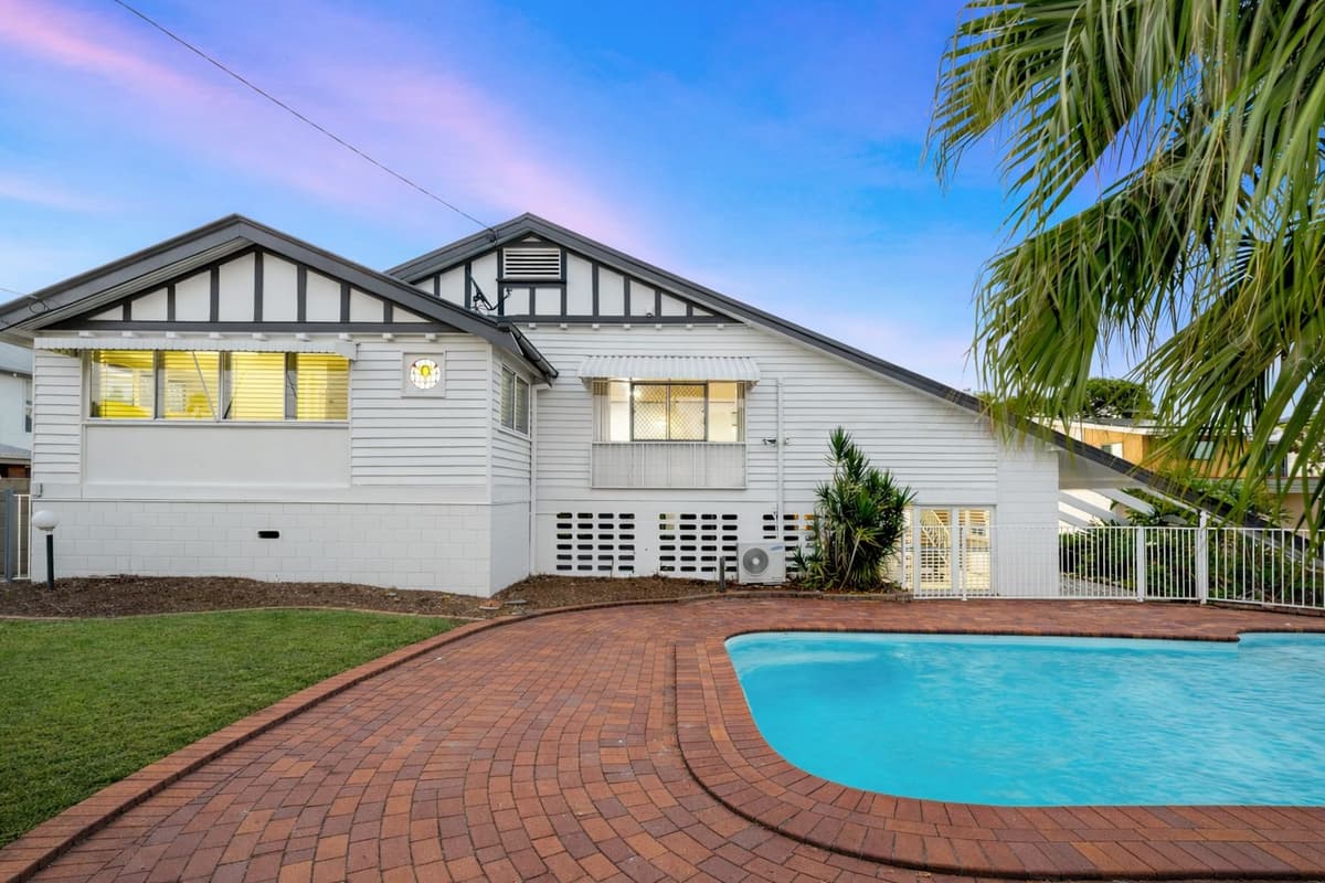 271 Cavendish Road, Coorparoo