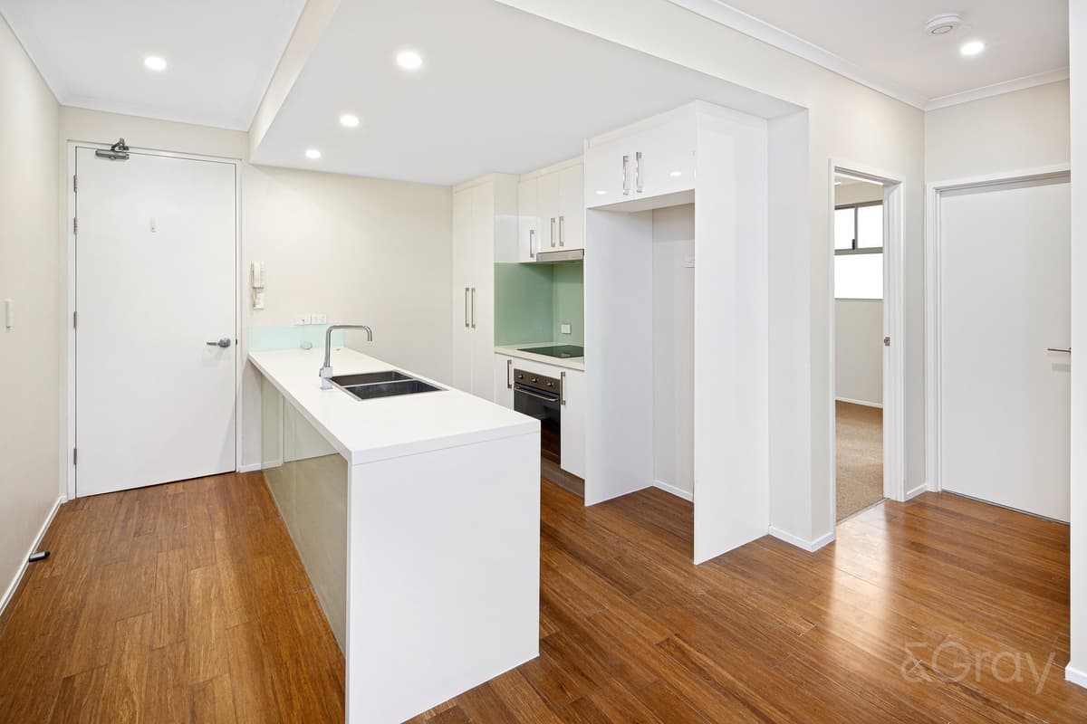 2/586 Sherwood Road, Sherwood