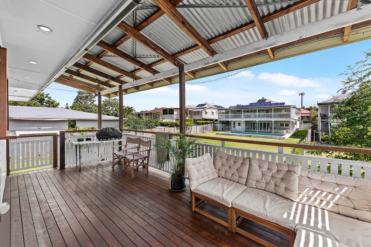 11 Almora Street, Wooloowin