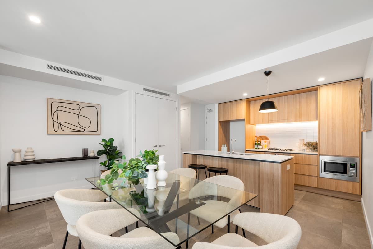 504/186 Clarence Road, Indooroopilly