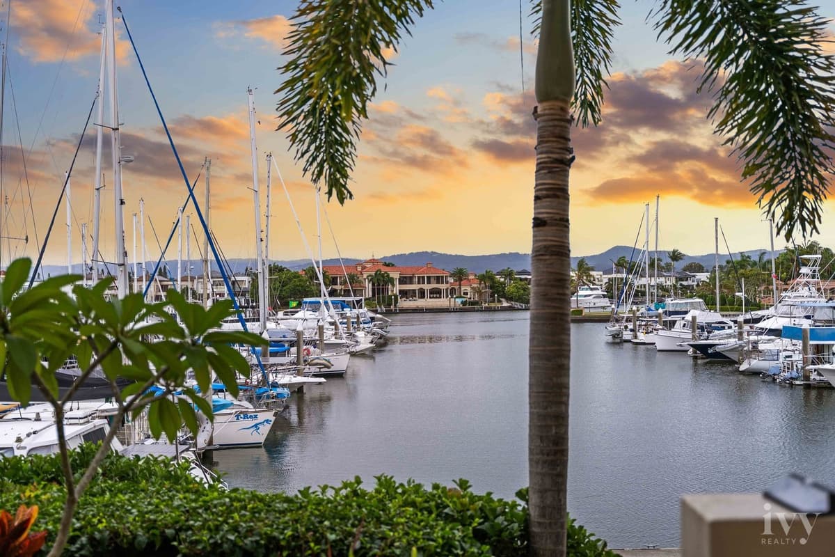 1789/1 Rialto Quay Drive, Hope Island