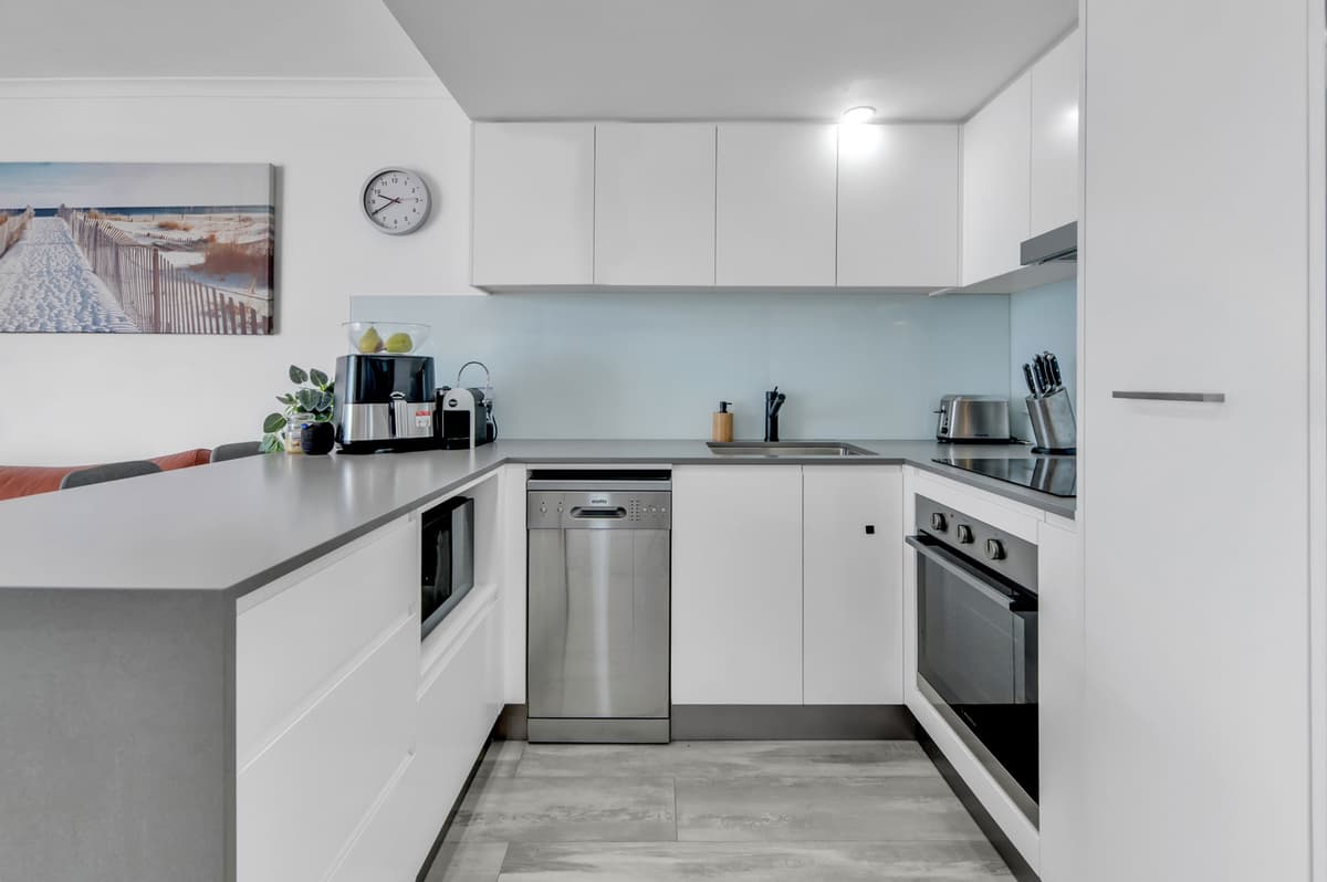 15/193-195 Surf Parade, Surfers Paradise