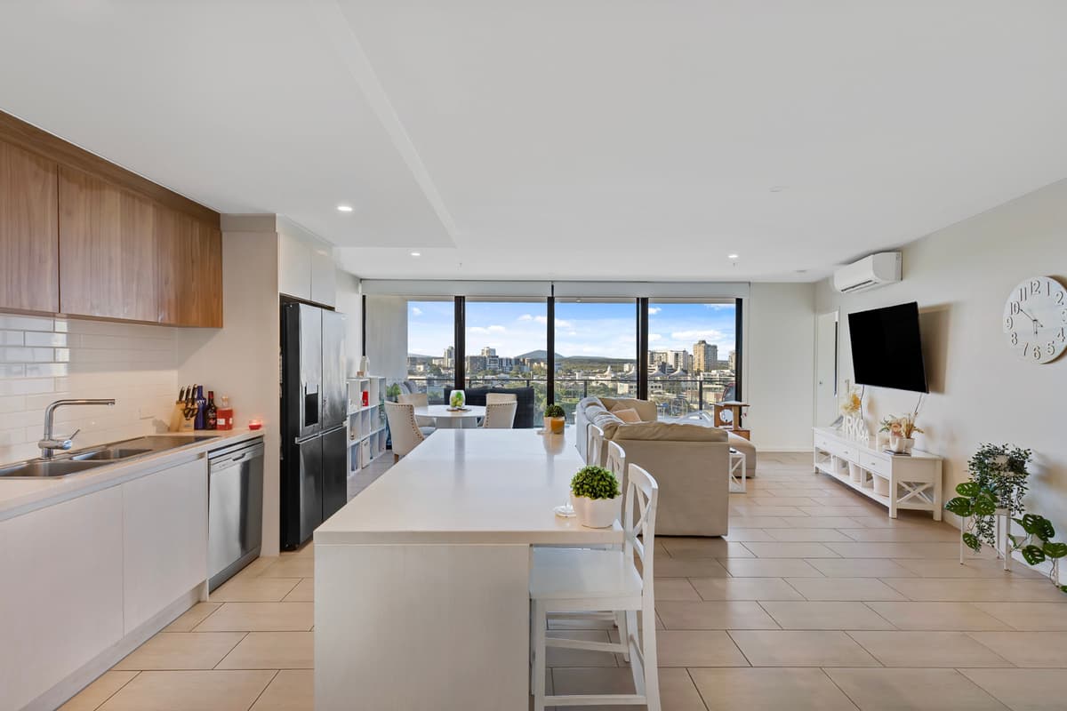 909/9 Market Lane, Maroochydore