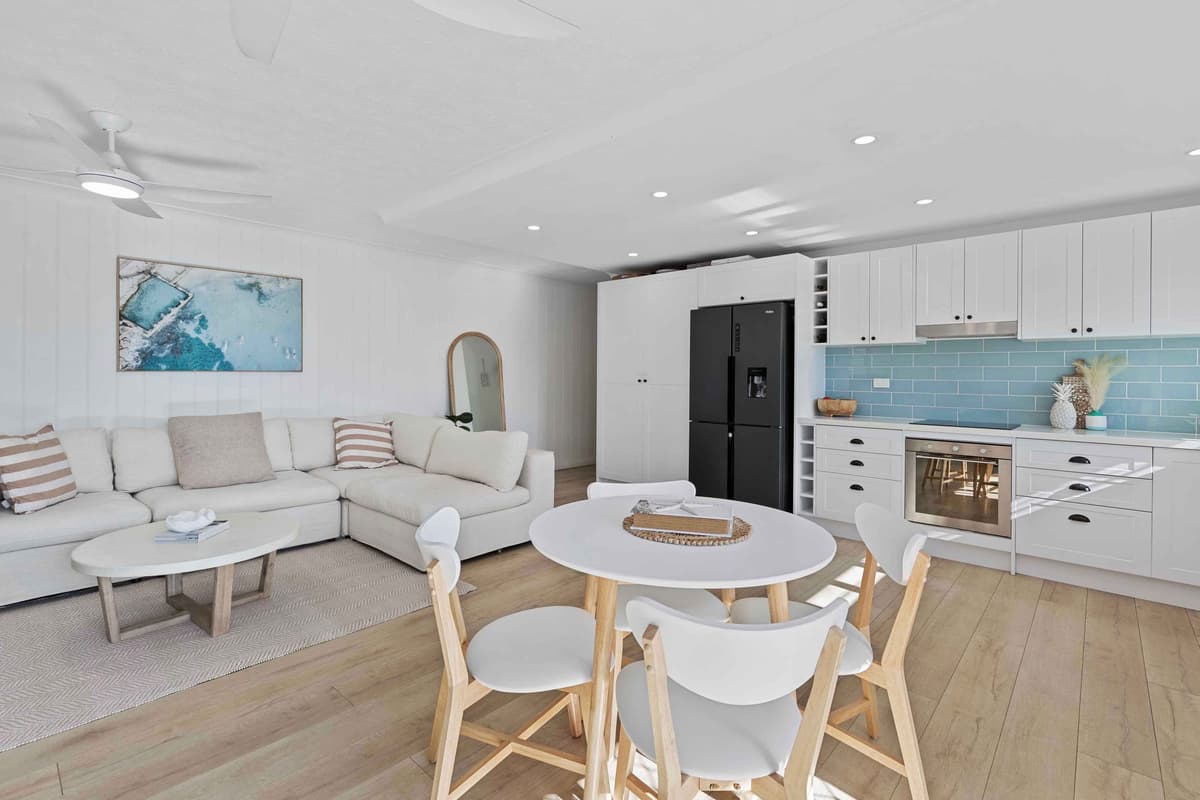 1/2311 Gold Coast Highway, Mermaid Beach