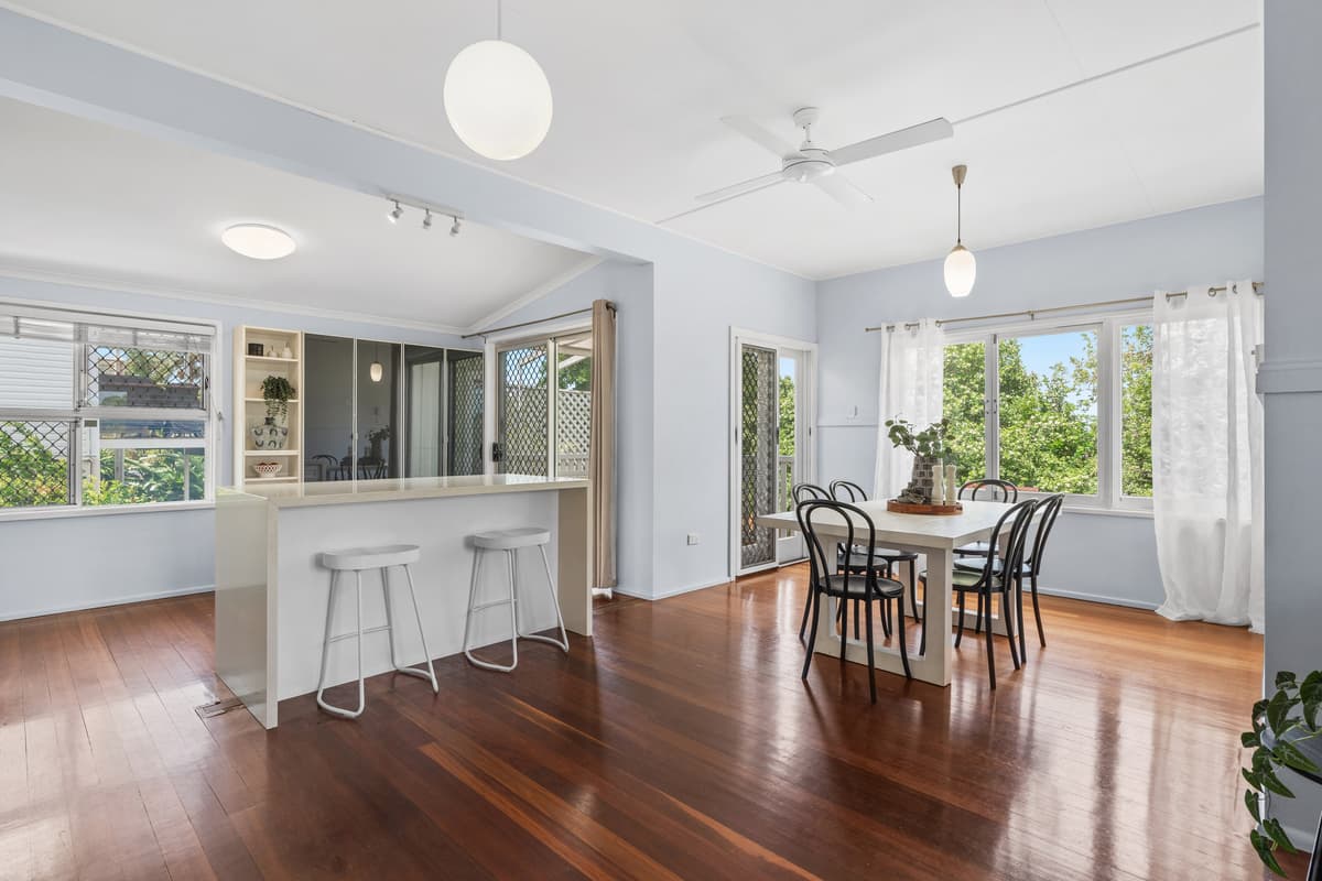 154 Raeburn Street, Manly West