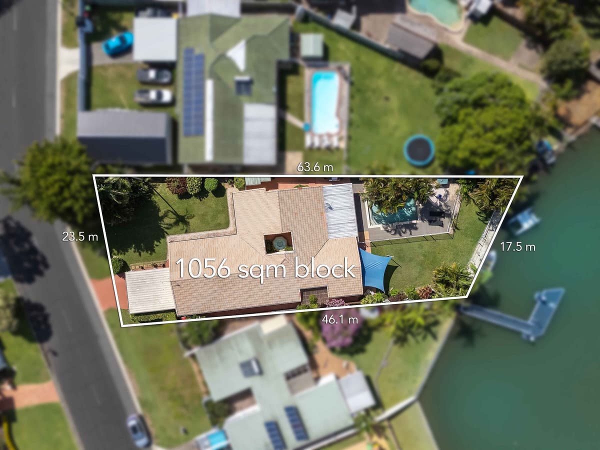 8 Mainsail Street, Currumbin Waters