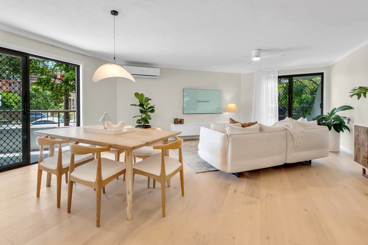 1/22 Second Avenue, Broadbeach