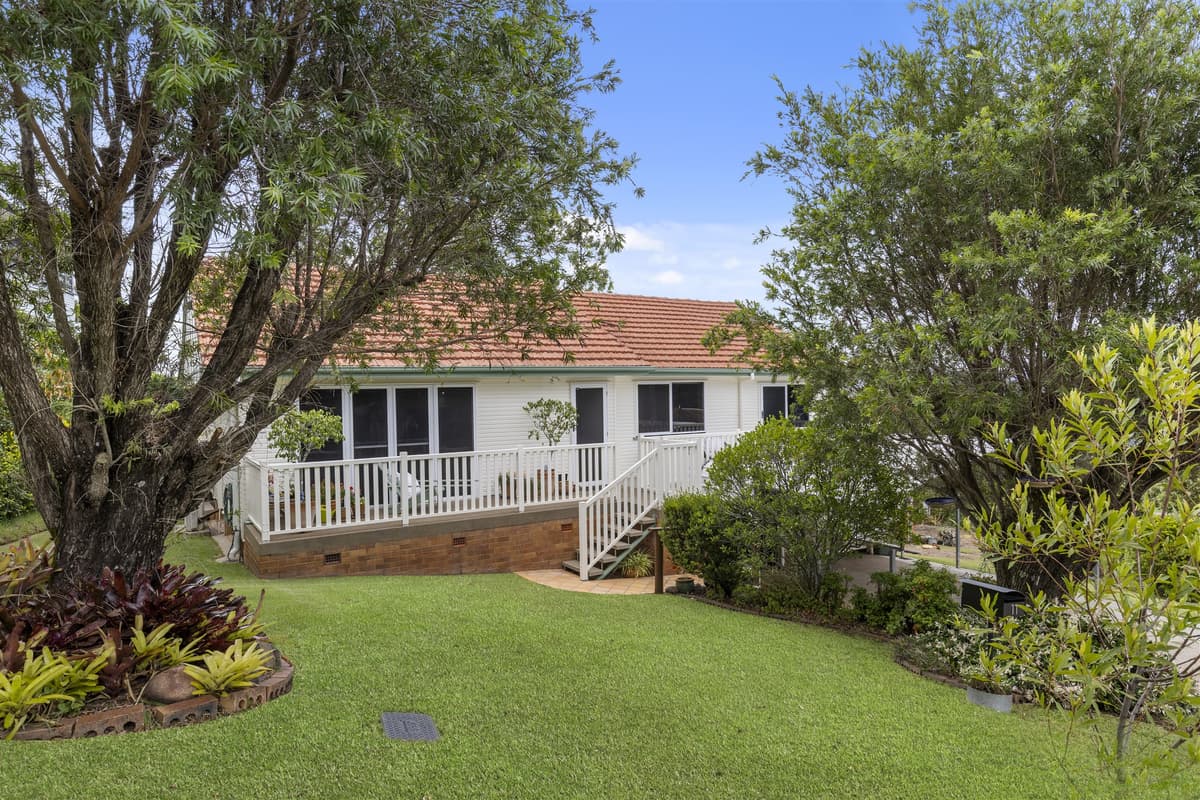 11 Charmaine Street, Moorooka