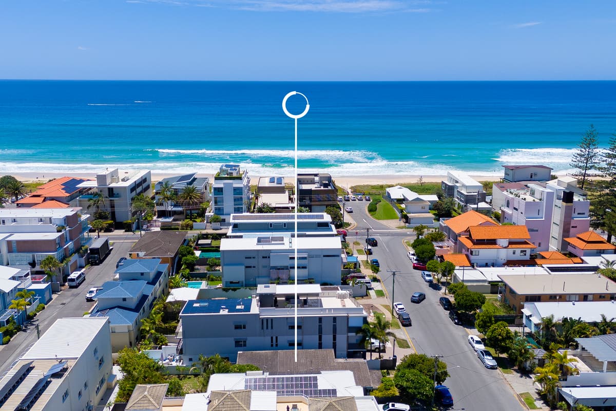 17 Ventura Road, Mermaid Beach