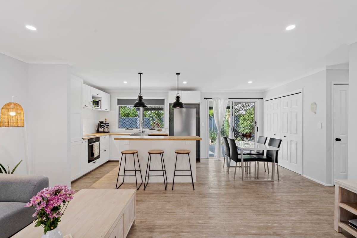 16 Clarendon Street, Loganholme