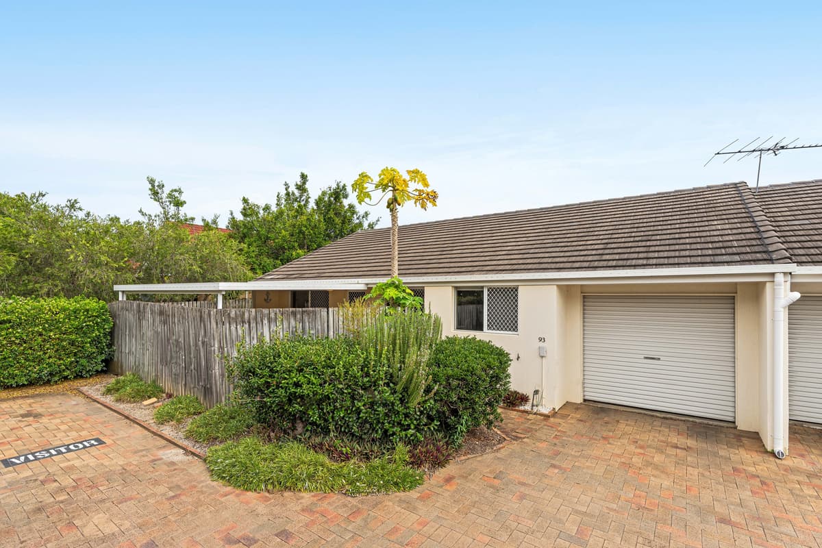 93/14 Kensington Place, Birkdale