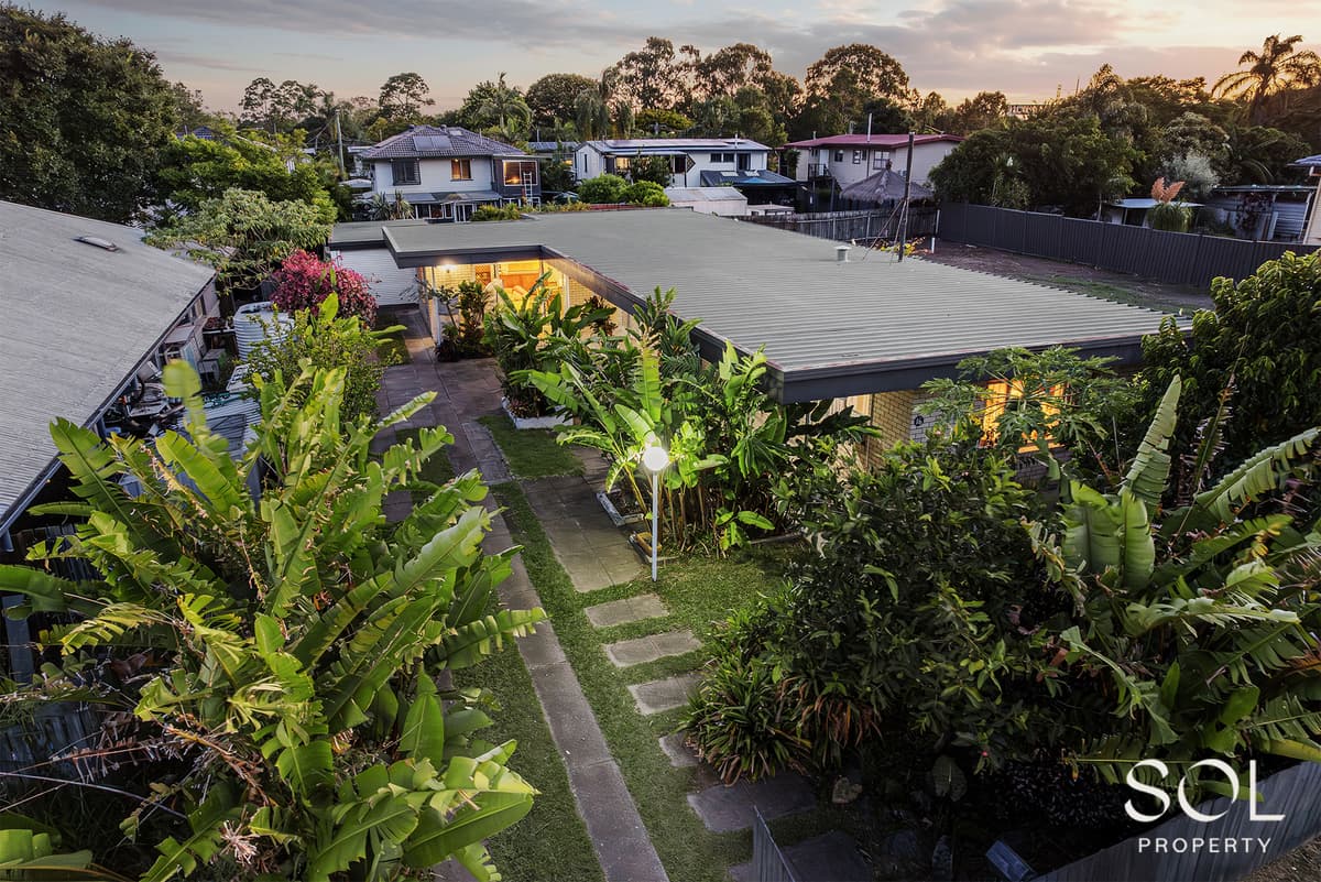 16 Depot Road, Deagon