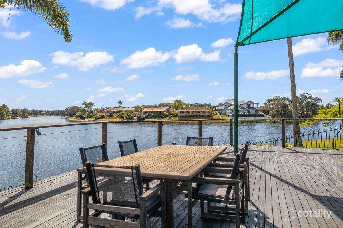 196 Acanthus Avenue, Burleigh Waters