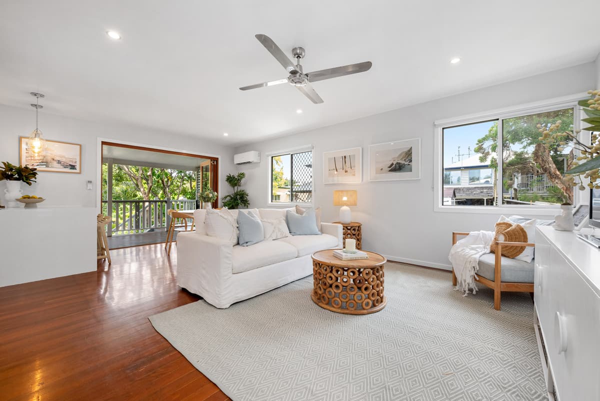 9 Tranters Avenue, Camp Hill