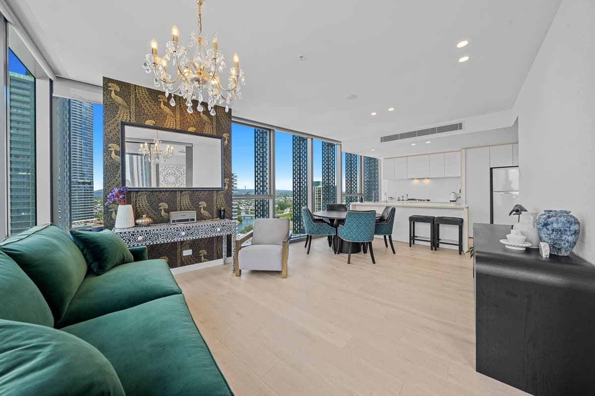 1706/12 Philip Avenue, Broadbeach