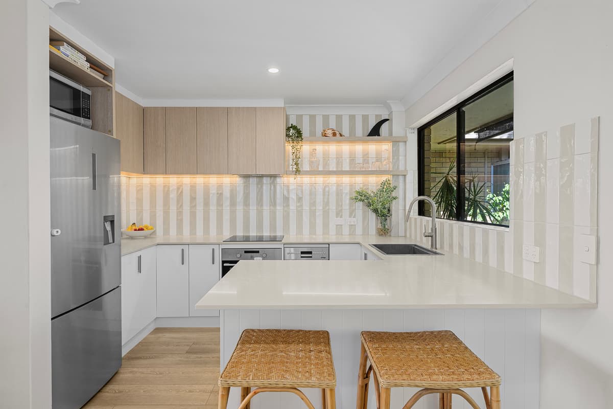 10/3 Lind Avenue, Palm Beach