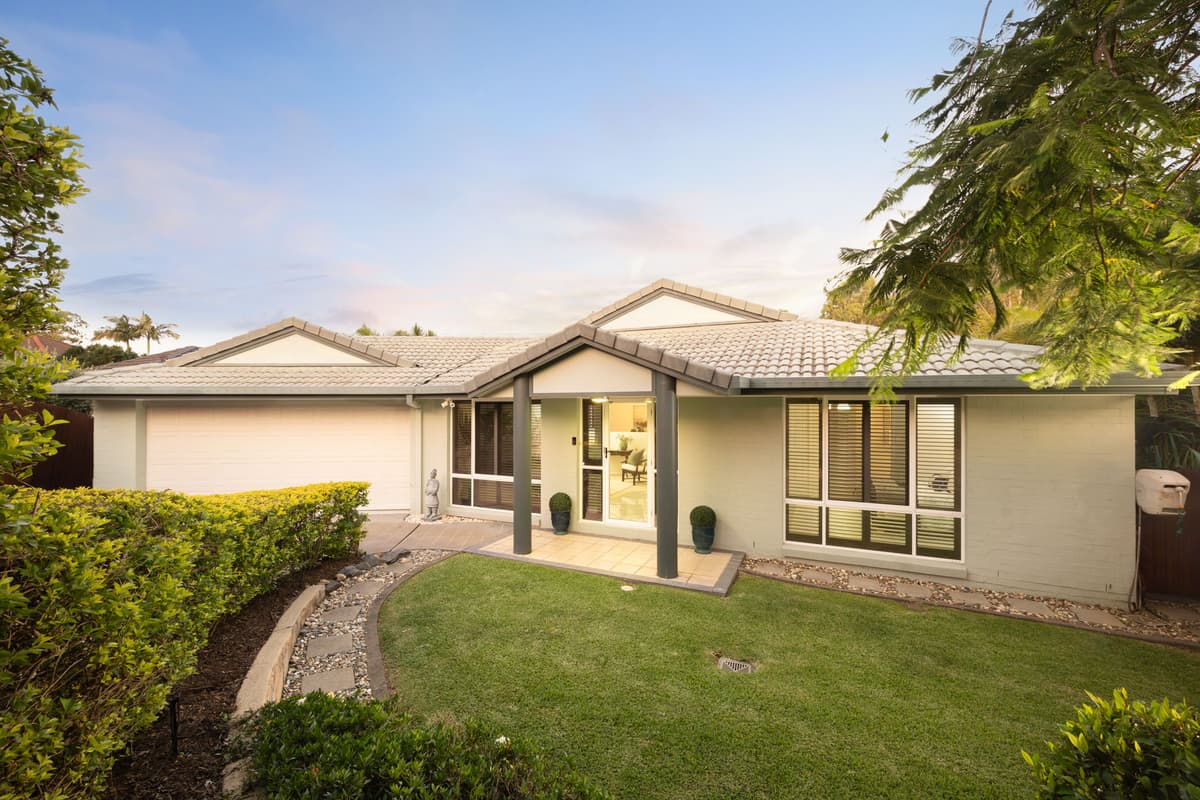 11 Roberts Court, Brookfield