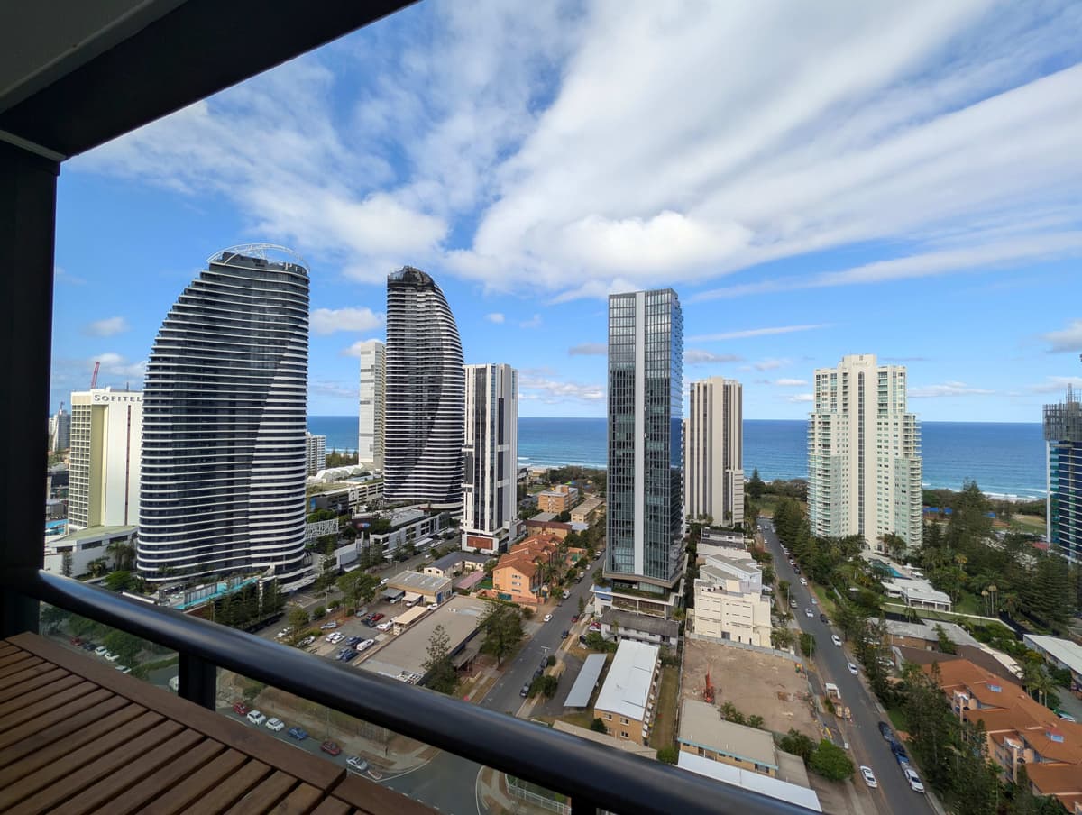 Unit 2403, 2663 Gold Coast Highway, Broadbeach