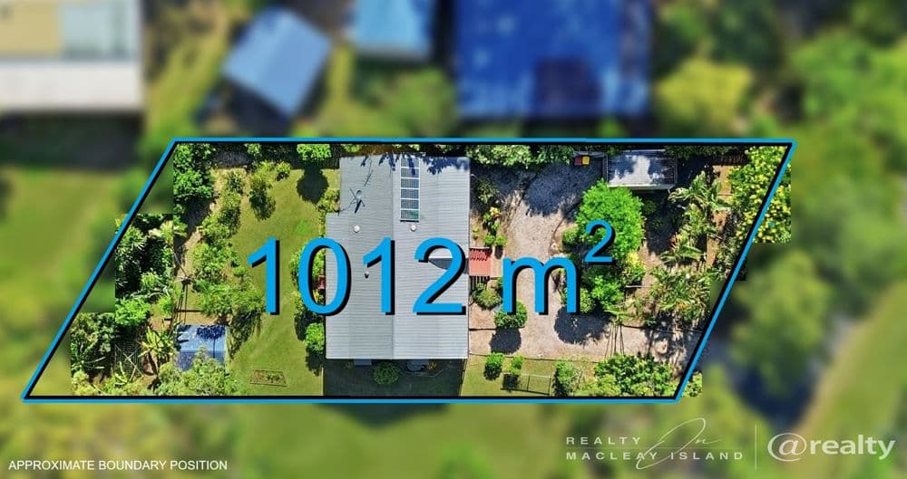 18 Wharf Street, Macleay Island