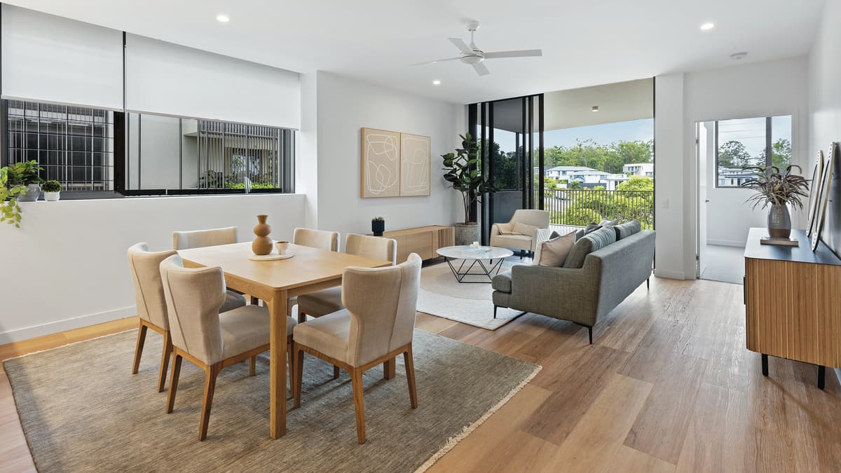 323/135 Meiers Road, Indooroopilly