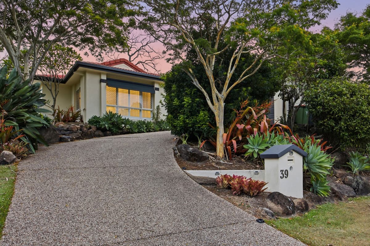 39 Canada Place, Arundel