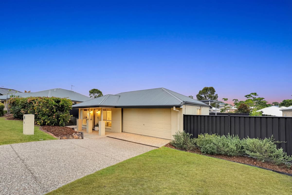 19 Jezabel Drive, Springfield Lakes