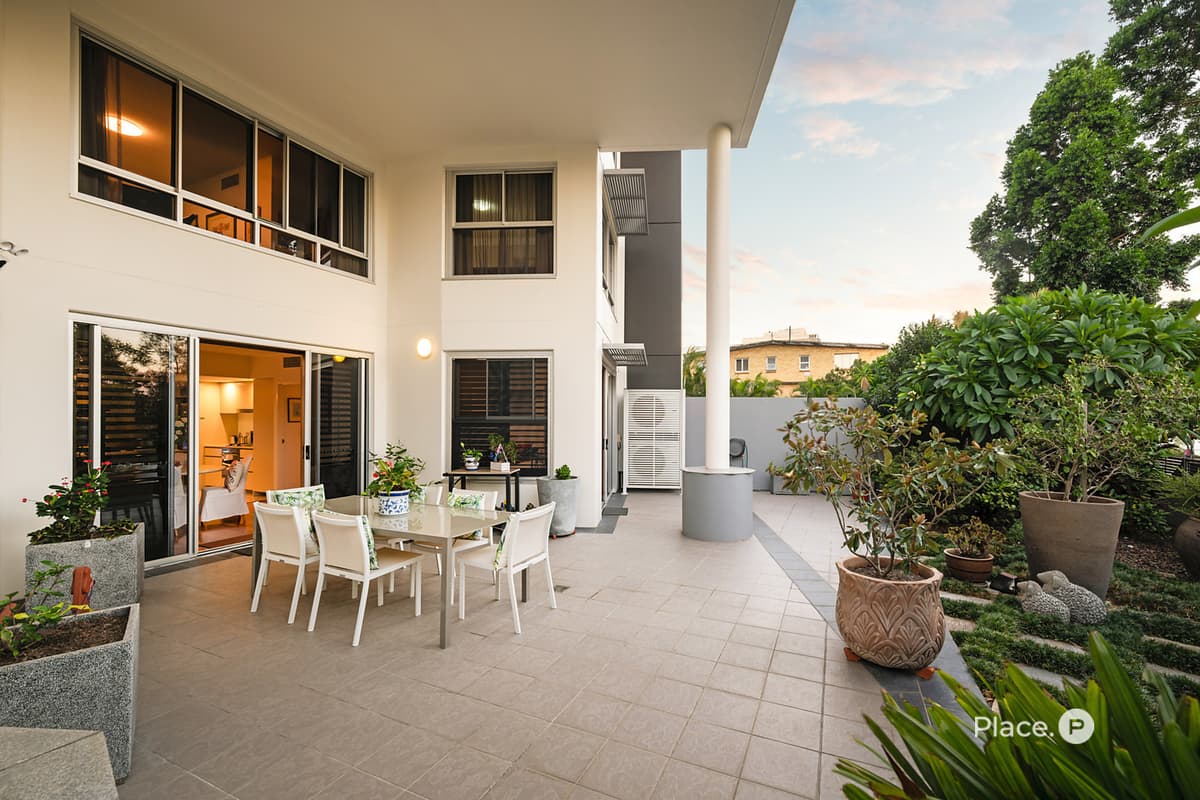 4/8 Dunmore Terrace, Auchenflower