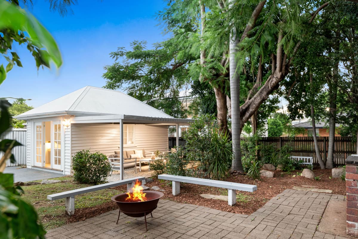 19 Avesnes Street, Holland Park