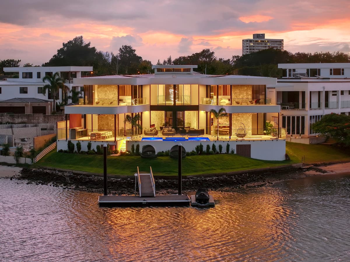 20 Rebecca Court, Broadbeach Waters