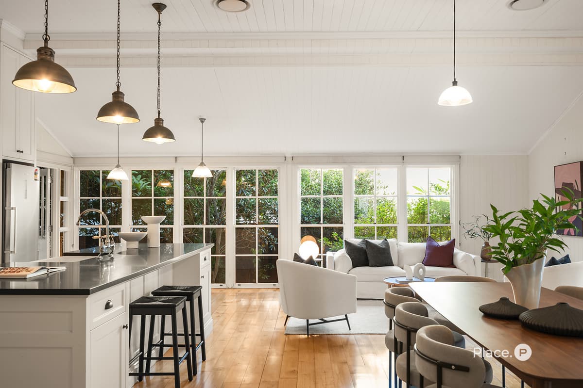 31 Norman Parade, Clayfield