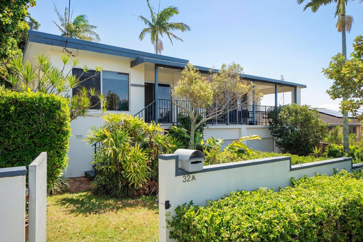 32A Edmund Street, Moffat Beach