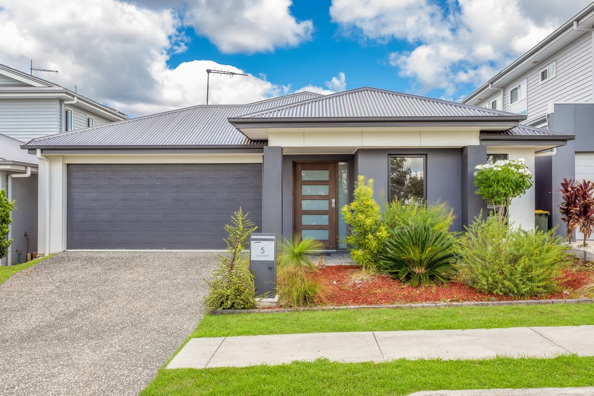 5 Leaf Street, Greenbank