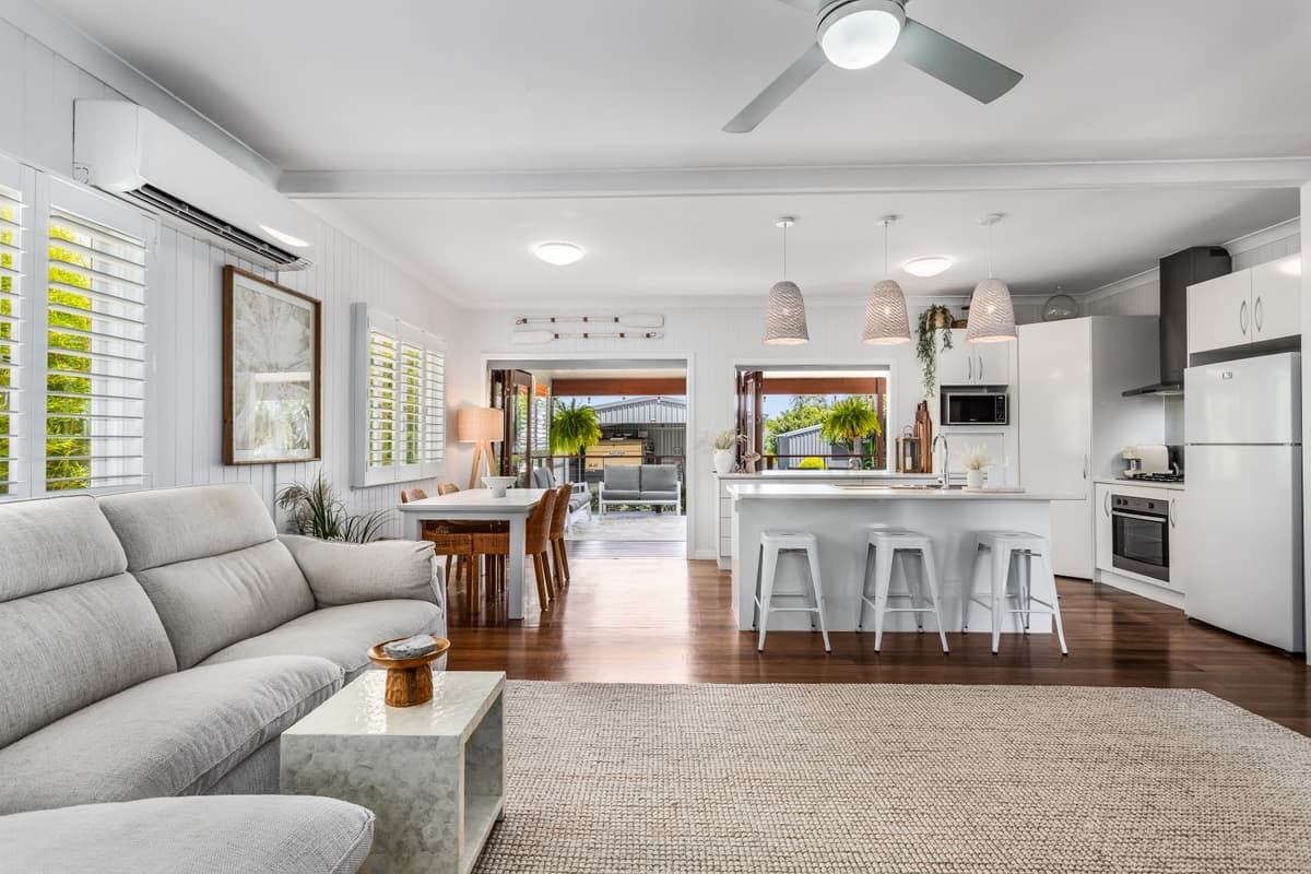 195 Blackstone Road, Silkstone