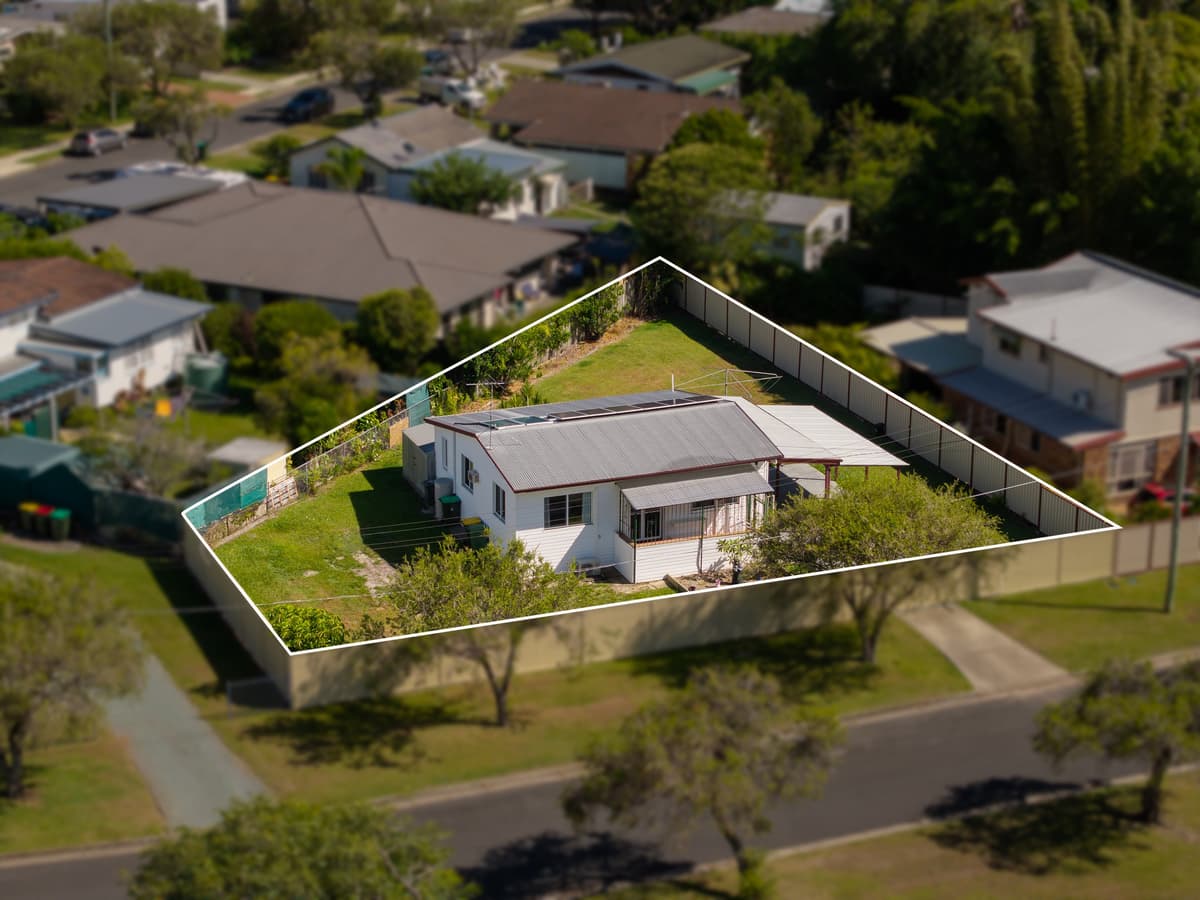 20 Redbank Road, Redcliffe