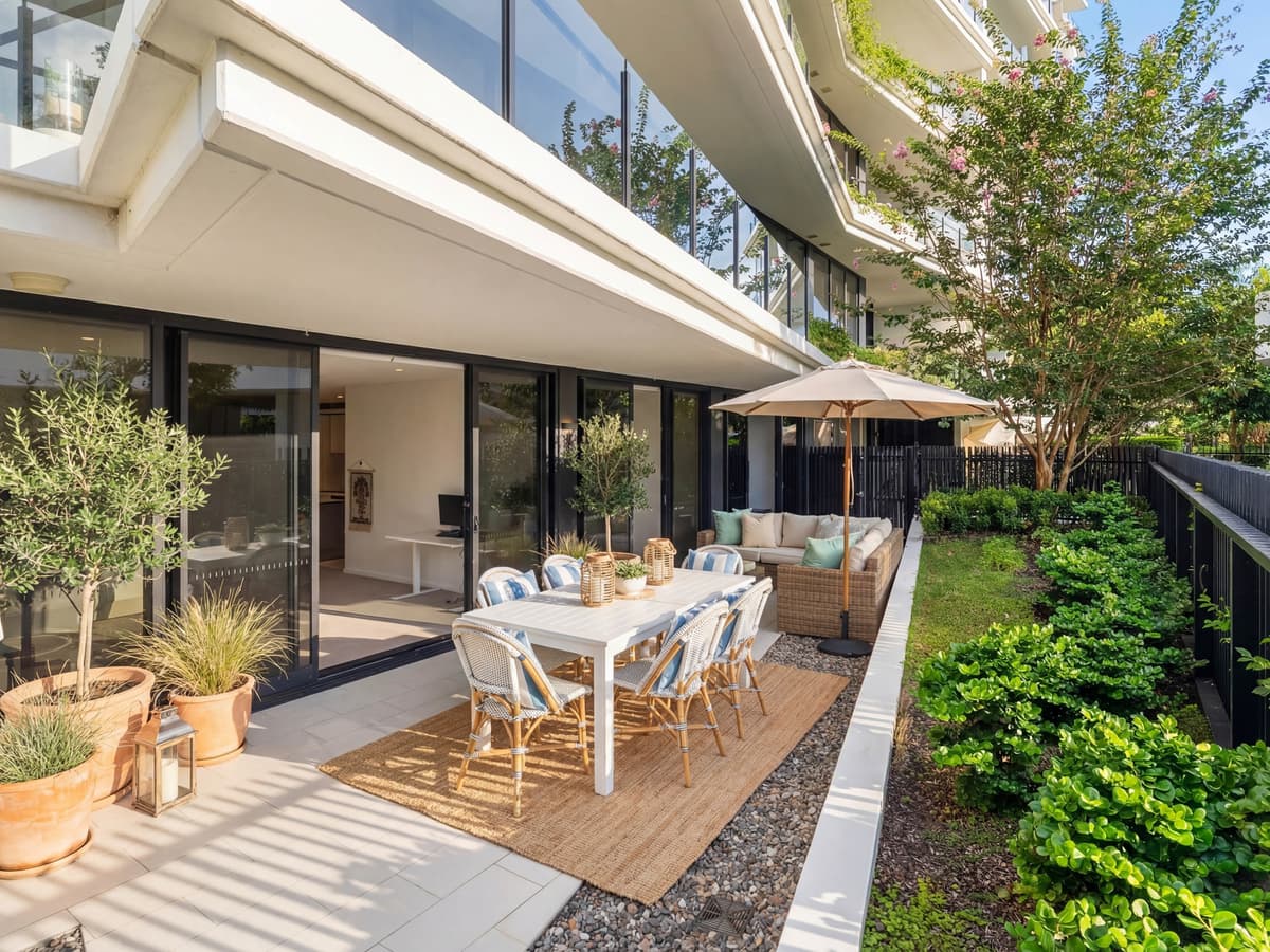 1105/1328 Gold Coast Highway, Palm Beach