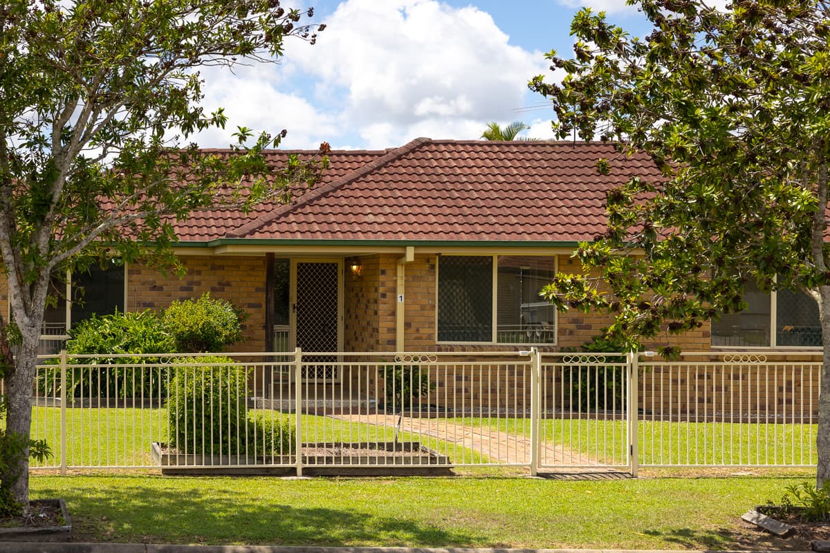 1 Cressbrook Court, Meadowbrook