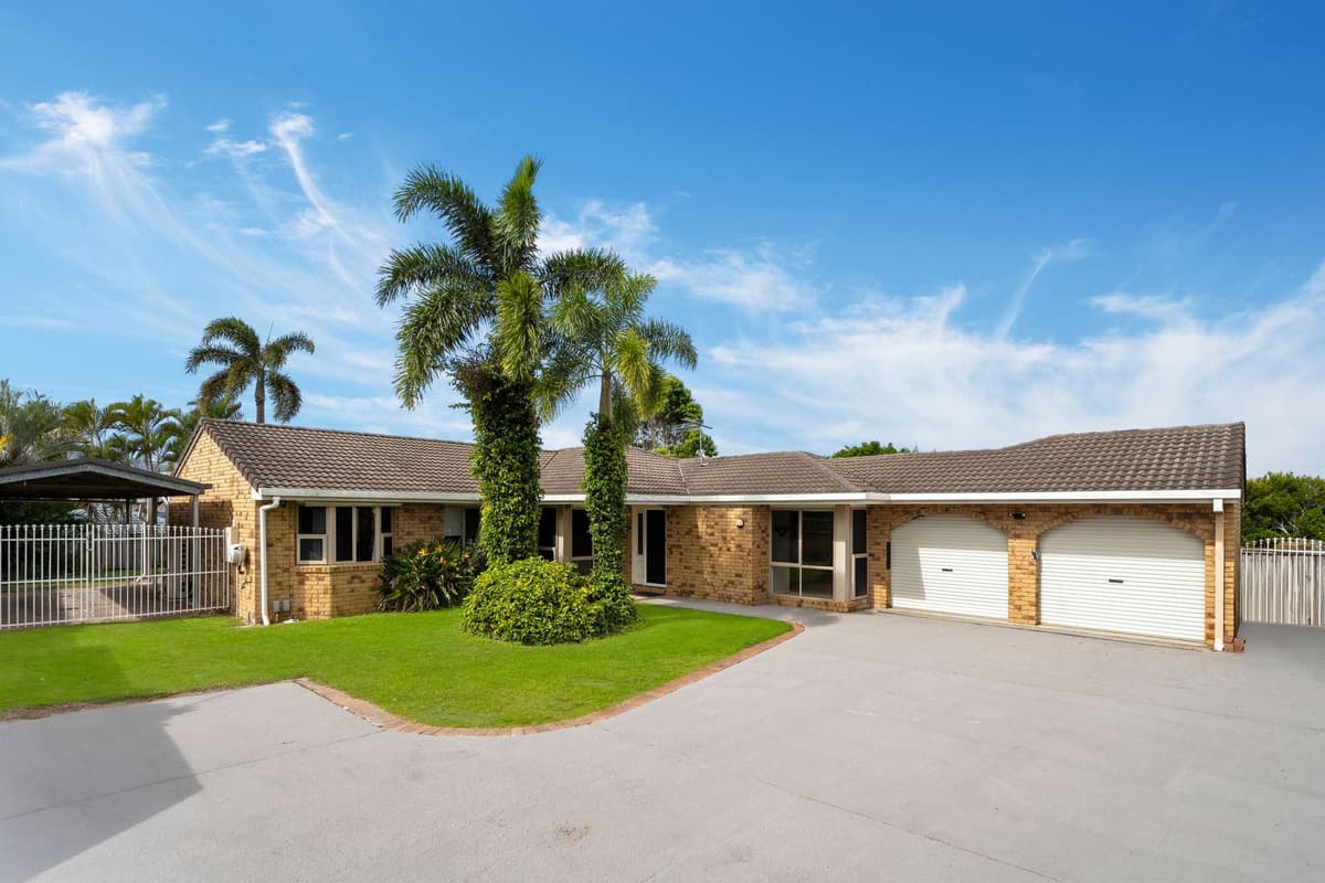 1A Mindona Street, Wishart