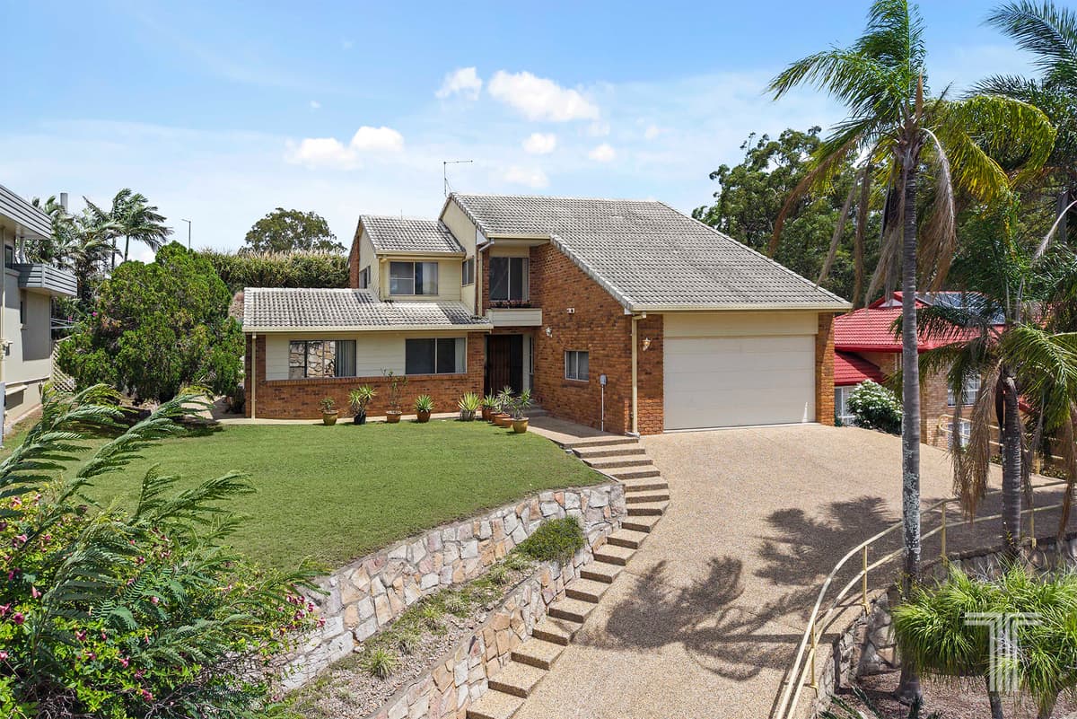 45 Wisteria Crescent, Mount Gravatt East