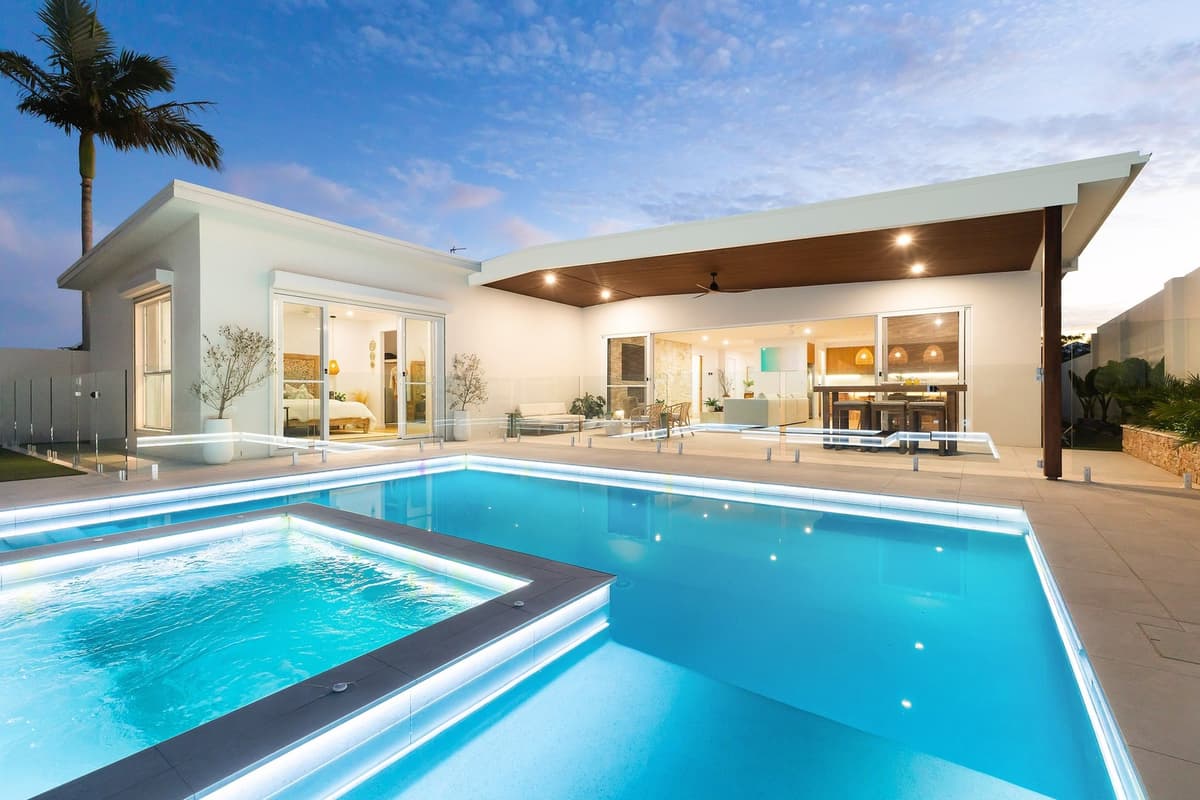 290 Rio Vista Boulevard, Mermaid Waters